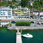 Paradise With Lake & Piazza View