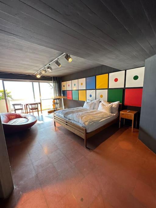 Paradise With Lake & Piazza View Apartment *